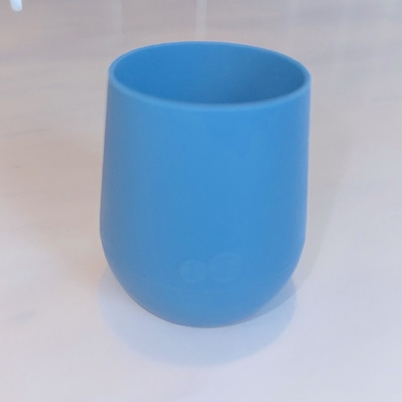 ez pz Mini Mat (6+ months) Suction Plate & Tiny Cup (4+ months) Blue - Picture 4 of 8